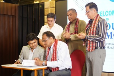 झापाको पूर्वाञ्चल क्यान्सर र भारतको राजीव गान्धी क्यान्सर अस्पतालबीच सम्झौता       